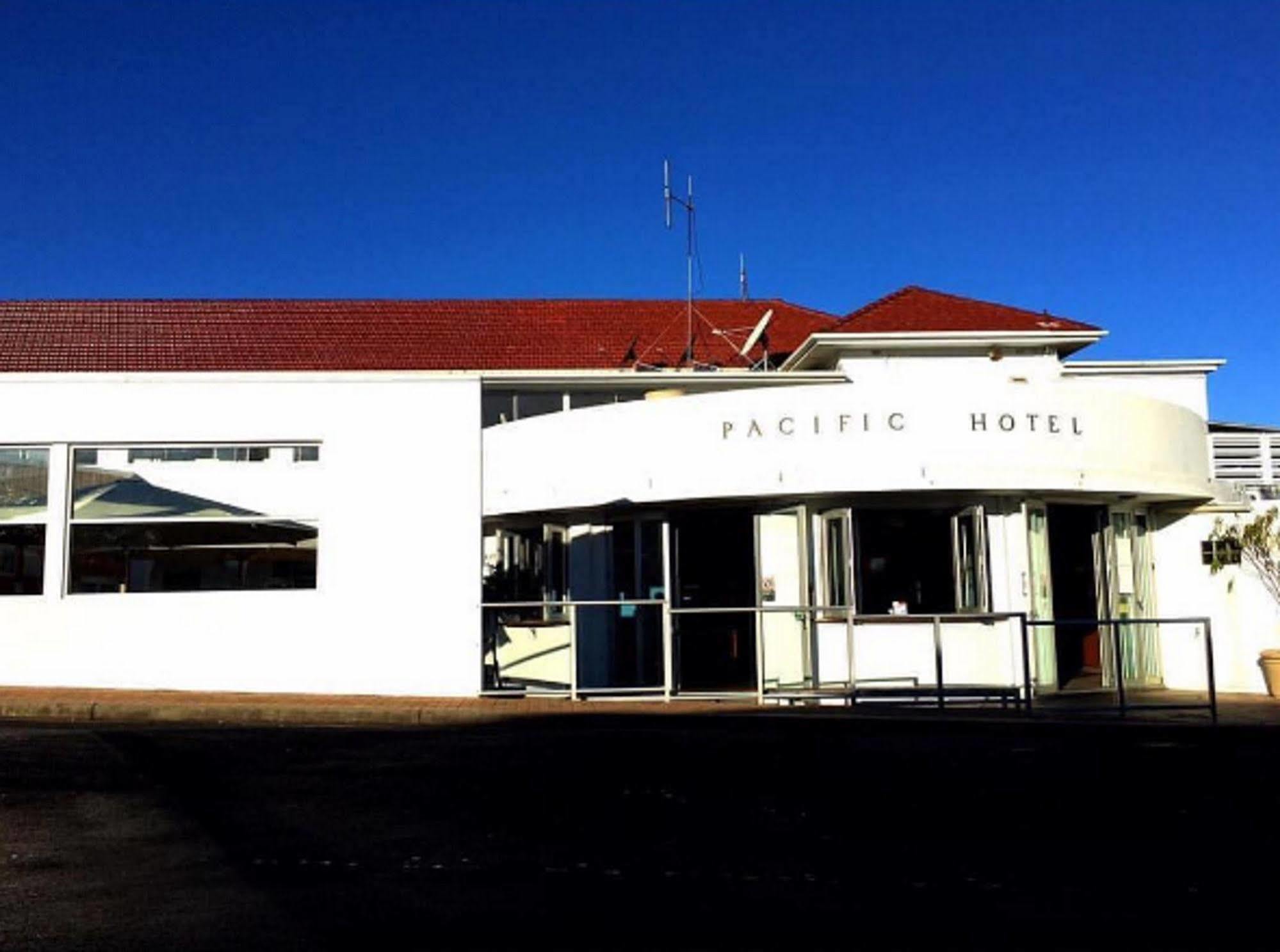 Pacific Hotel ยัมบา ภายนอก รูปภาพ